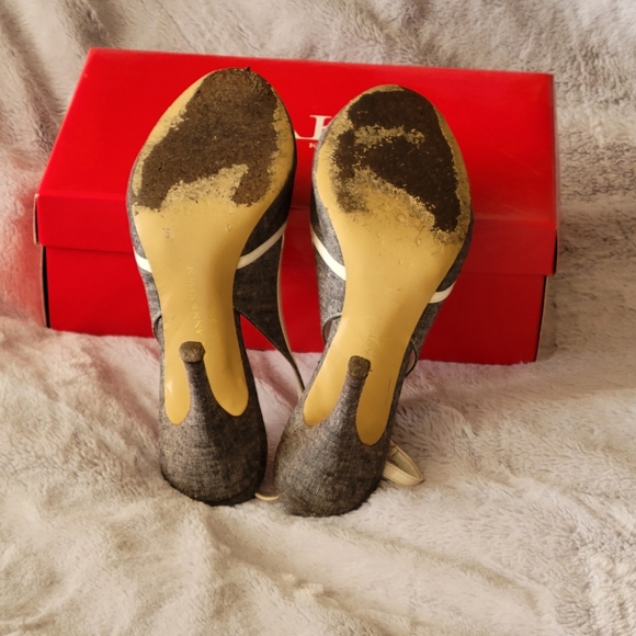 Vintage Anne Klein 8.5M 'Gabay' Black/White Fabric 4" Open Toe Slingback Heels - Picture 5 of 7